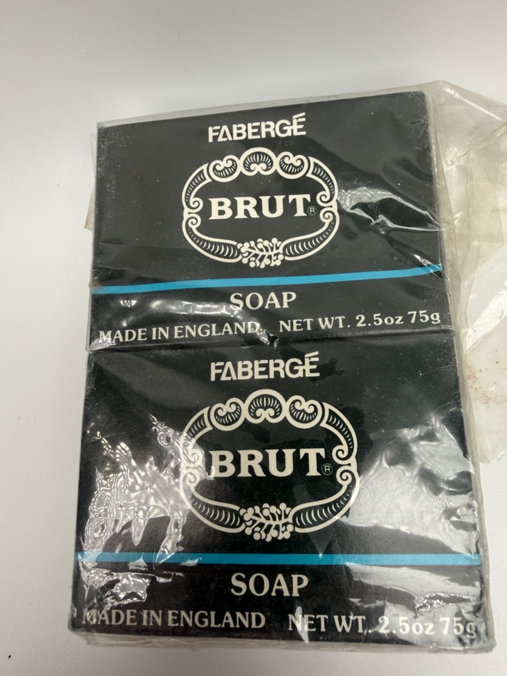 Fabergé Brut Men Grooming Cleanser - Black with Blue Accents